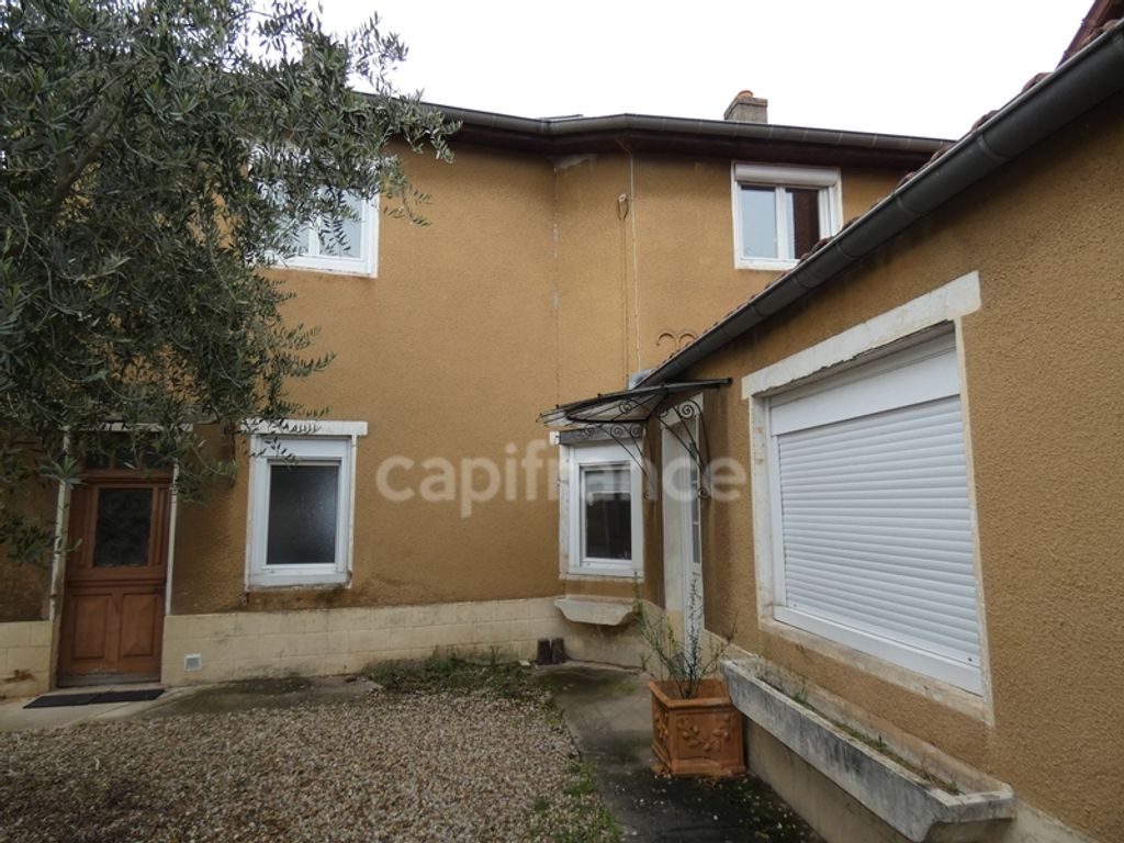 Achat maison à vendre 3 chambres 161 m² - Seurre