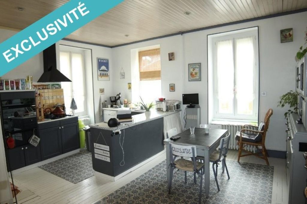 Achat maison à vendre 4 chambres 160 m² - Cusset