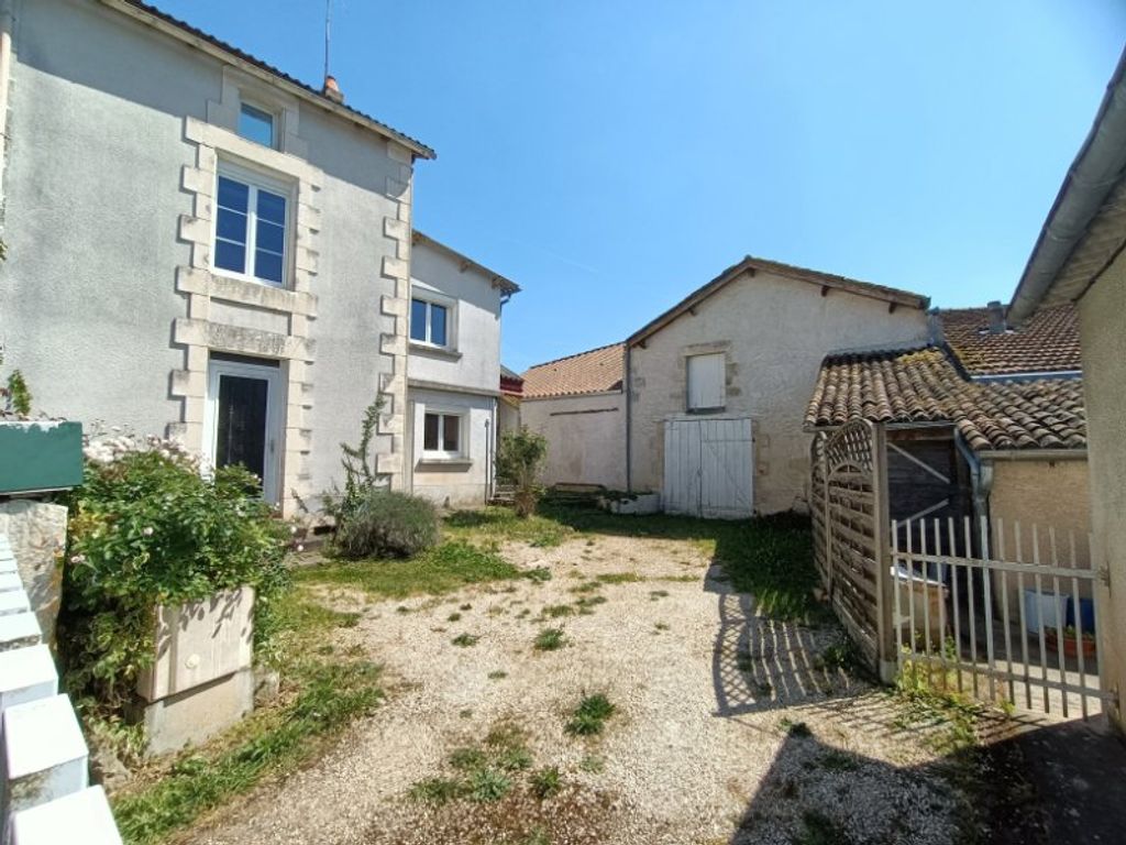 Achat maison 4 chambre(s) - Lhommaizé