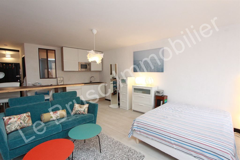 Achat studio à vendre 30 m² - Sanary-sur-Mer