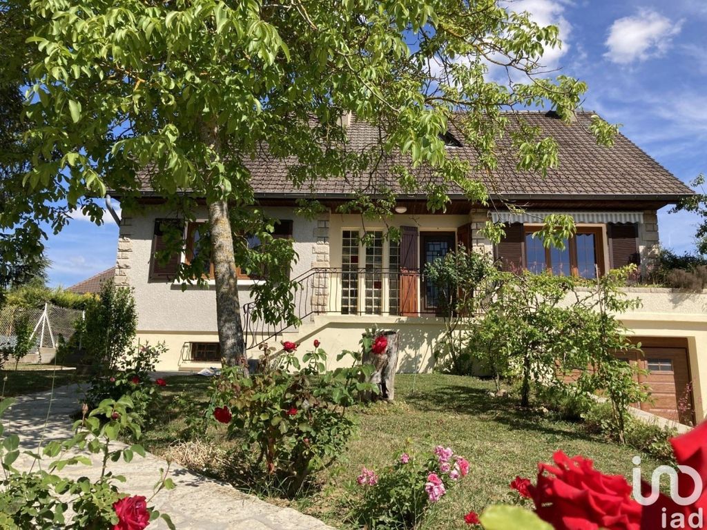 Achat maison à vendre 4 chambres 180 m² - Saint-Georges-sur-Baulche