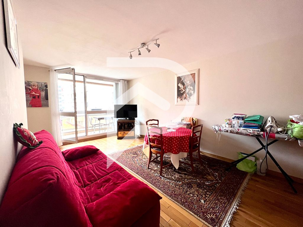 Achat appartement à vendre 3 pièces 74 m² - Les Lilas