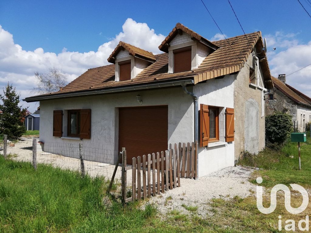 Achat maison à vendre 4 chambres 120 m² - Saint-Gervais-en-Vallière