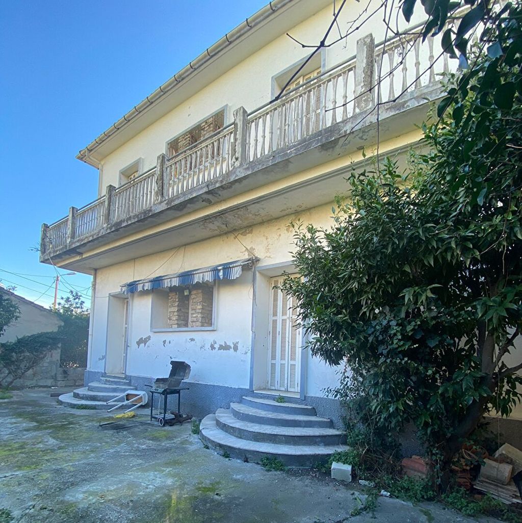 Achat maison à vendre 5 chambres 165 m² - Bastia