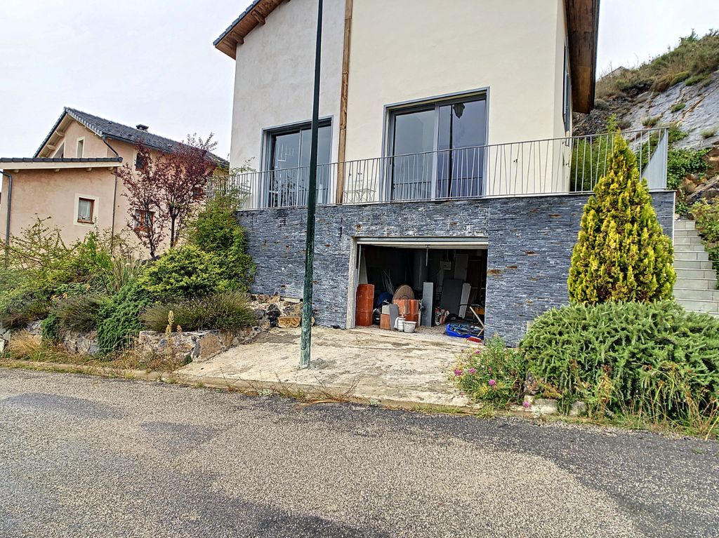 Achat maison à vendre 3 chambres 114 m² - Rimplas