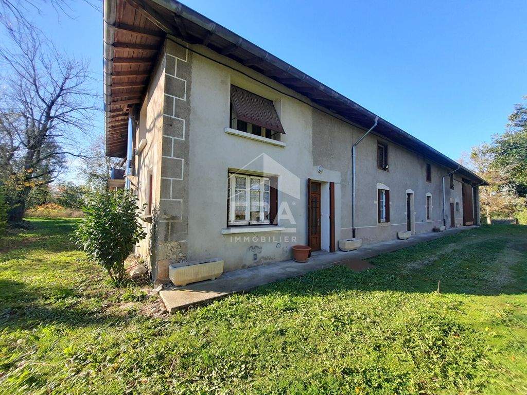 Achat maison à vendre 5 chambres 204 m² - Montrevel-en-Bresse
