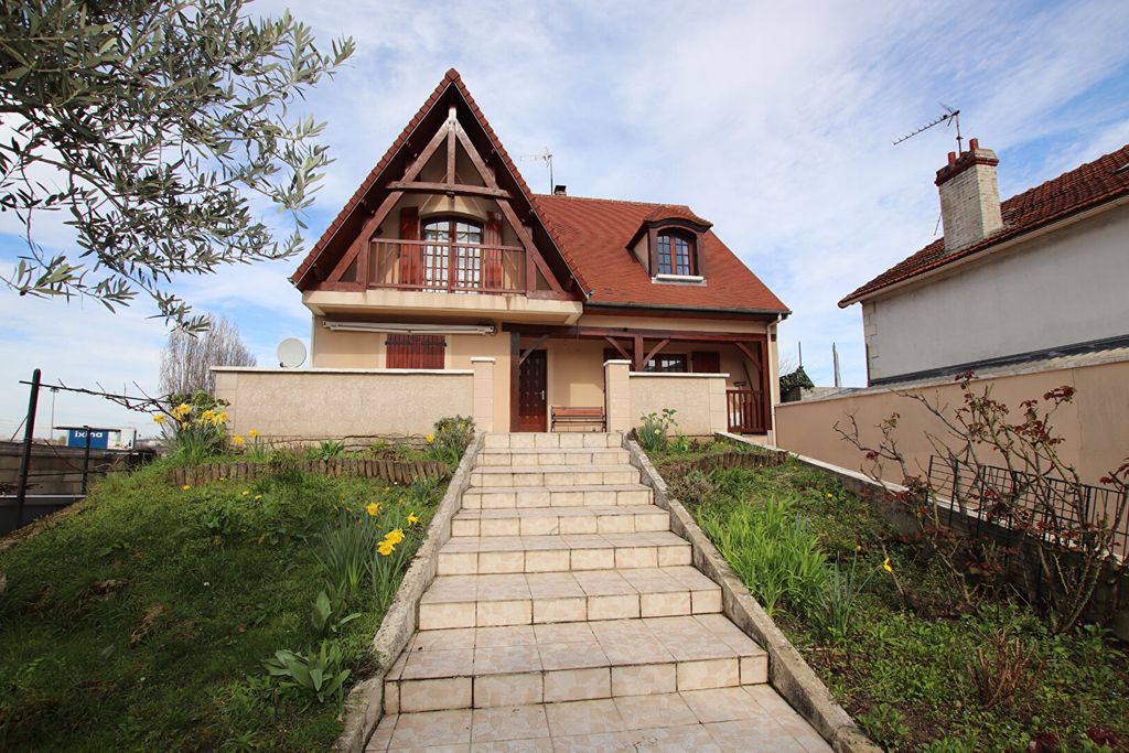 Achat maison à vendre 4 chambres 139 m² - Champigny-sur-Marne