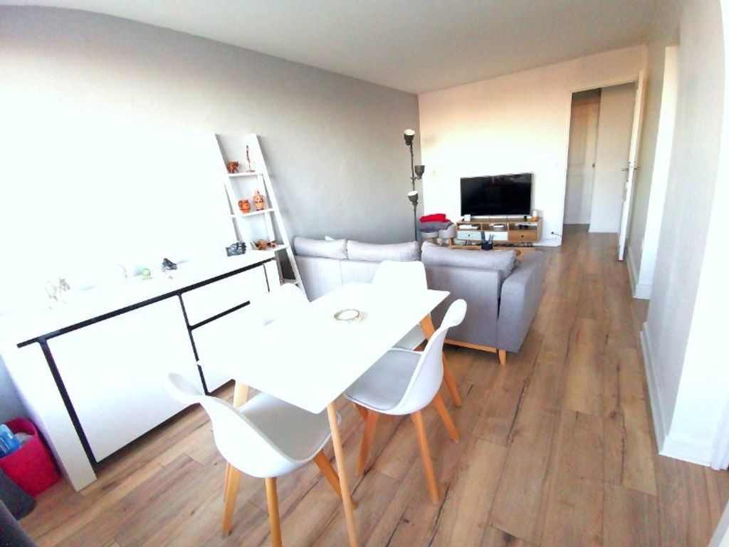 Achat appartement à vendre 4 pièces 68 m² - Saint-Ouen-l'Aumône