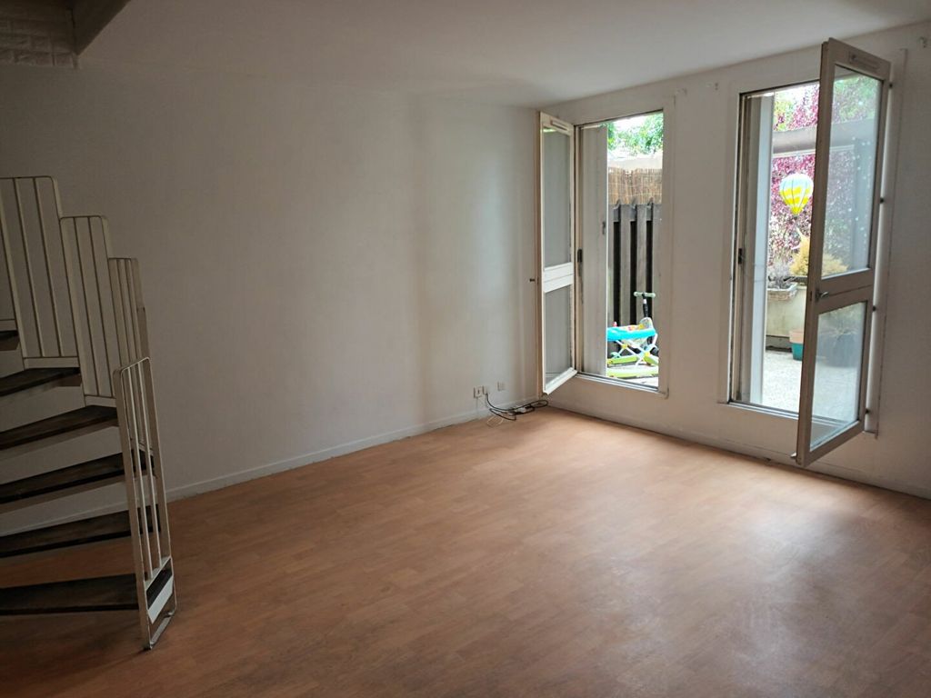 Achat duplex 3 pièces 76 m² - Montigny-le-Bretonneux
