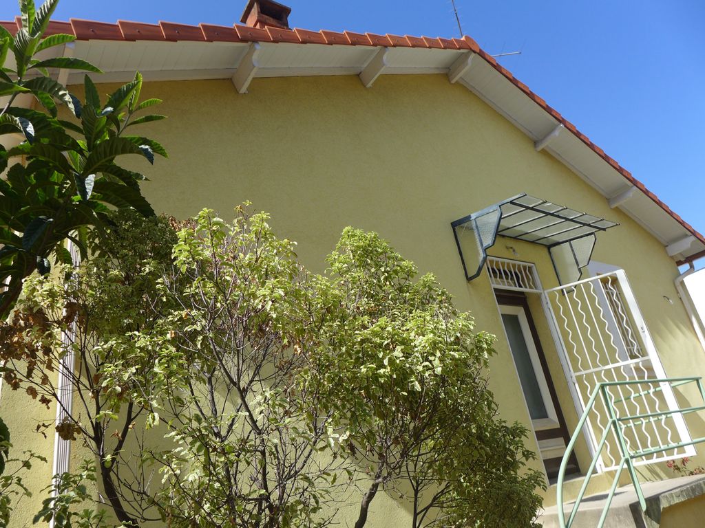 Achat maison à vendre 2 chambres 107 m² - Montpellier