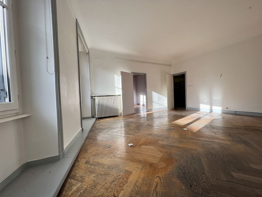Achat appartement à vendre 5 pièces 120 m² - Brioude