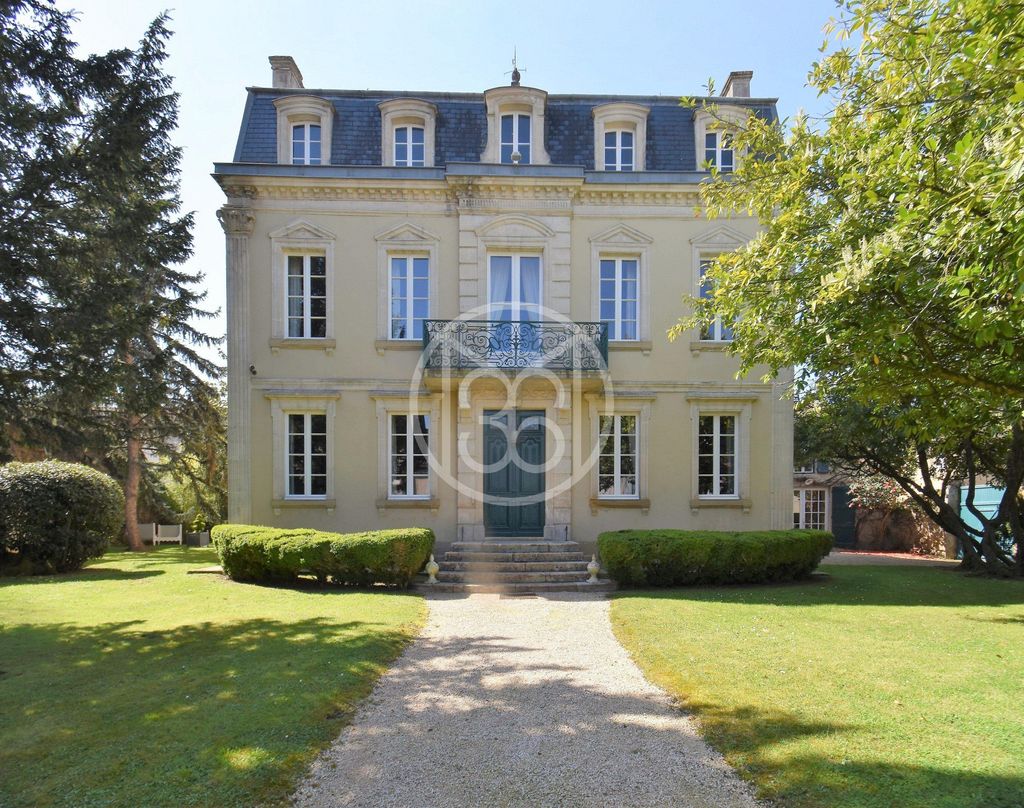 Achat maison à vendre 5 chambres 350 m² - Marciac