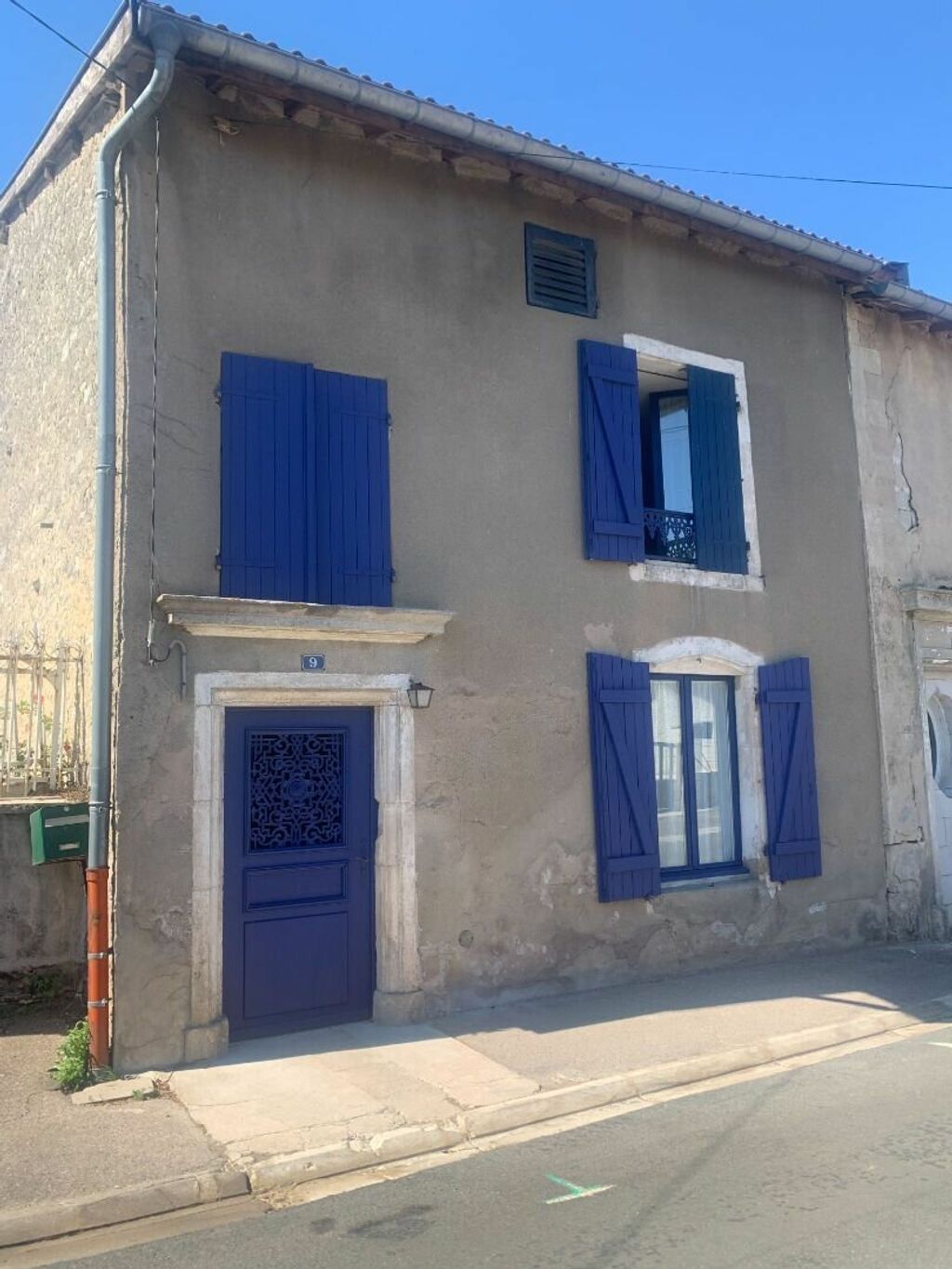 Achat maison à vendre 2 chambres 87 m² - Tilly-sur-Meuse