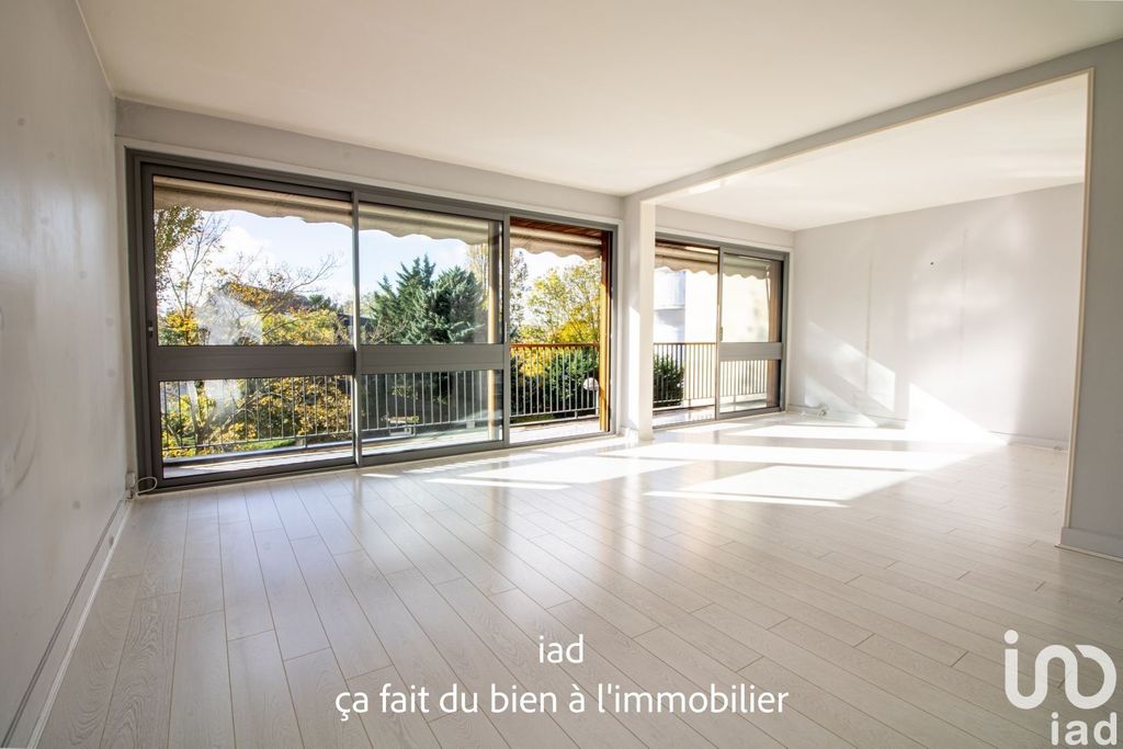 Achat appartement à vendre 4 pièces 90 m² - La Celle-Saint-Cloud