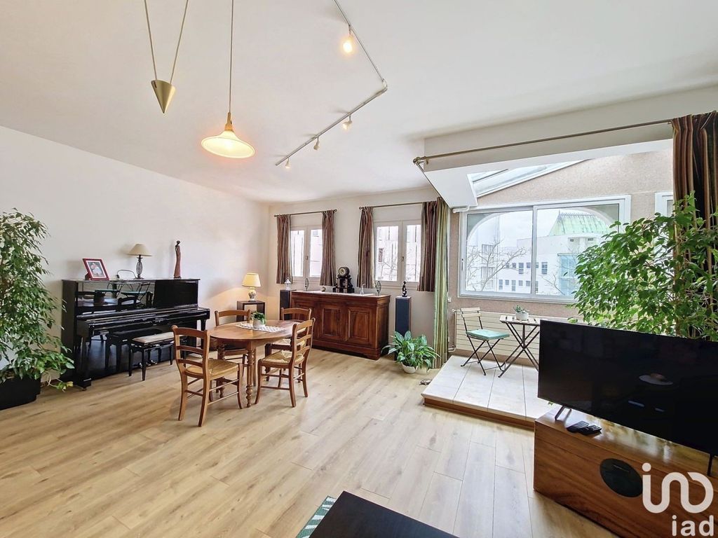 Achat appartement à vendre 5 pièces 124 m² - Saint-Denis