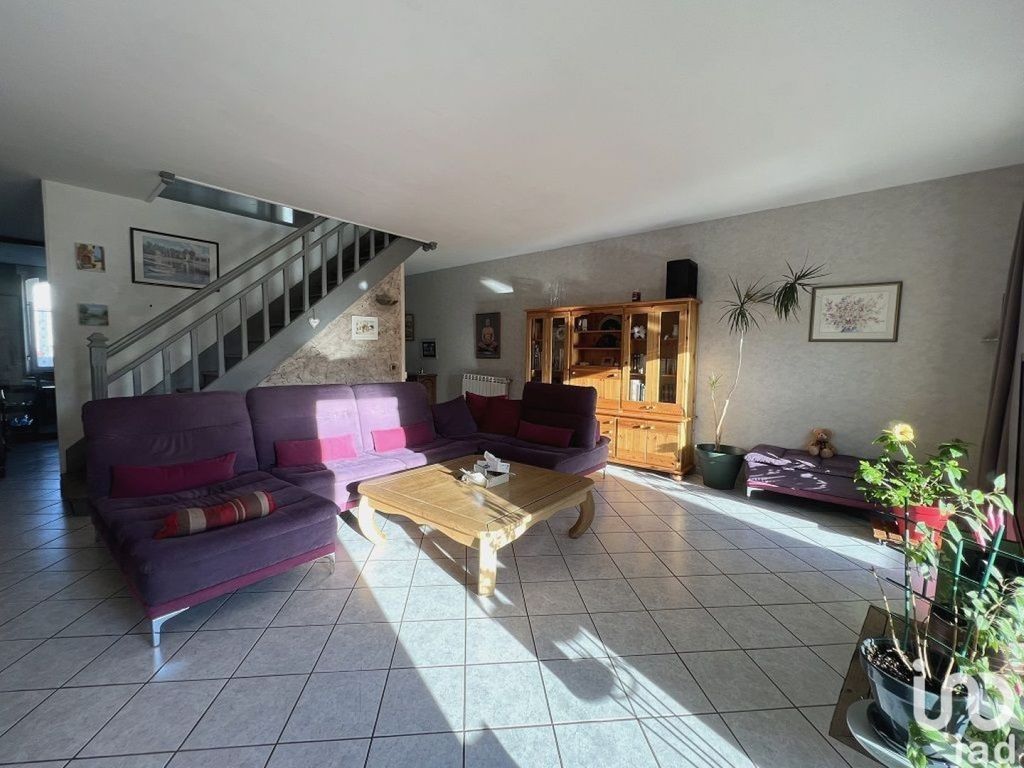 Achat maison à vendre 4 chambres 200 m² - Pagny-sur-Moselle