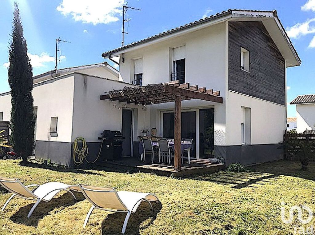 Achat maison à vendre 3 chambres 85 m² - Sallebœuf