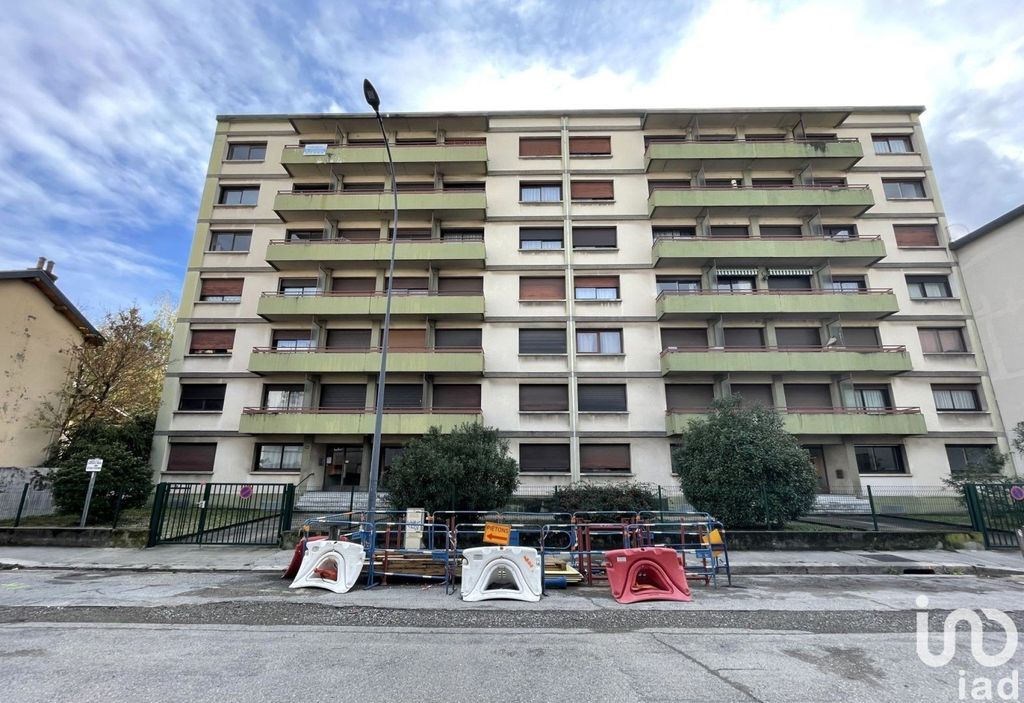 Achat appartement à vendre 3 pièces 66 m² - Grenoble