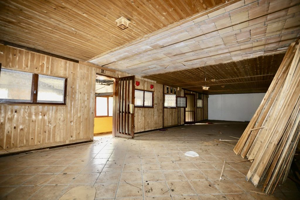 Achat studio à vendre 130 m² - Rosny-sous-Bois