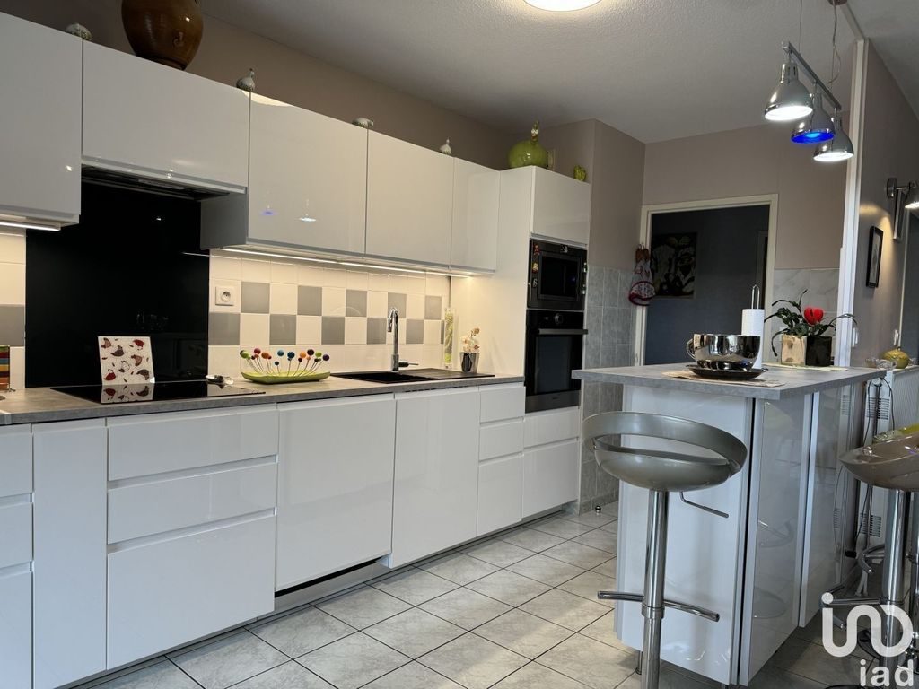 Achat appartement à vendre 4 pièces 91 m² - Cavaillon