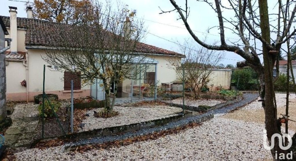 Achat maison à vendre 2 chambres 110 m² - La Chapelle-Saint-Laurent