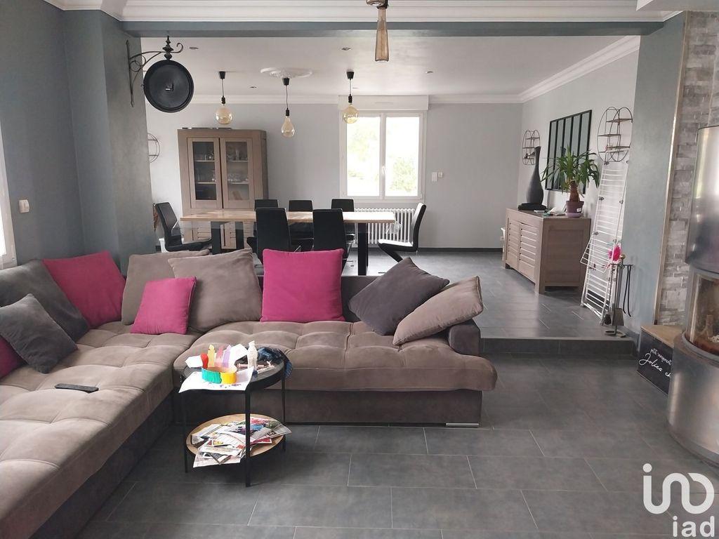 Achat maison à vendre 5 chambres 160 m² - Montrevault-sur-Èvre