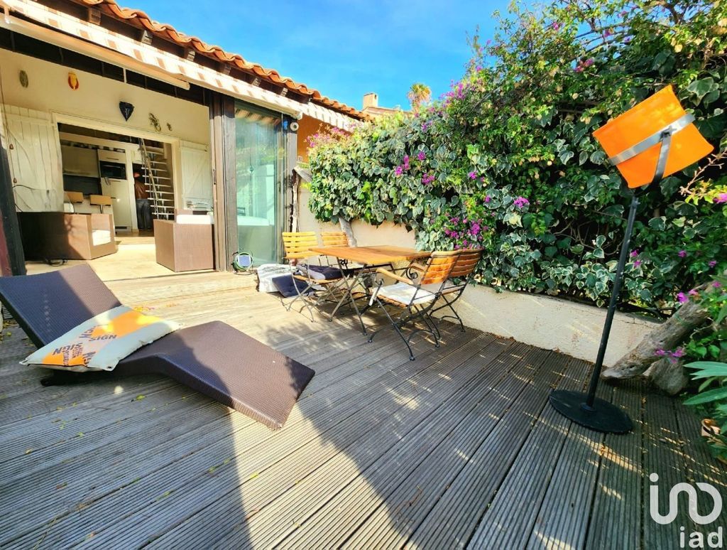 Achat maison à vendre 2 chambres 36 m² - Sainte-Maxime