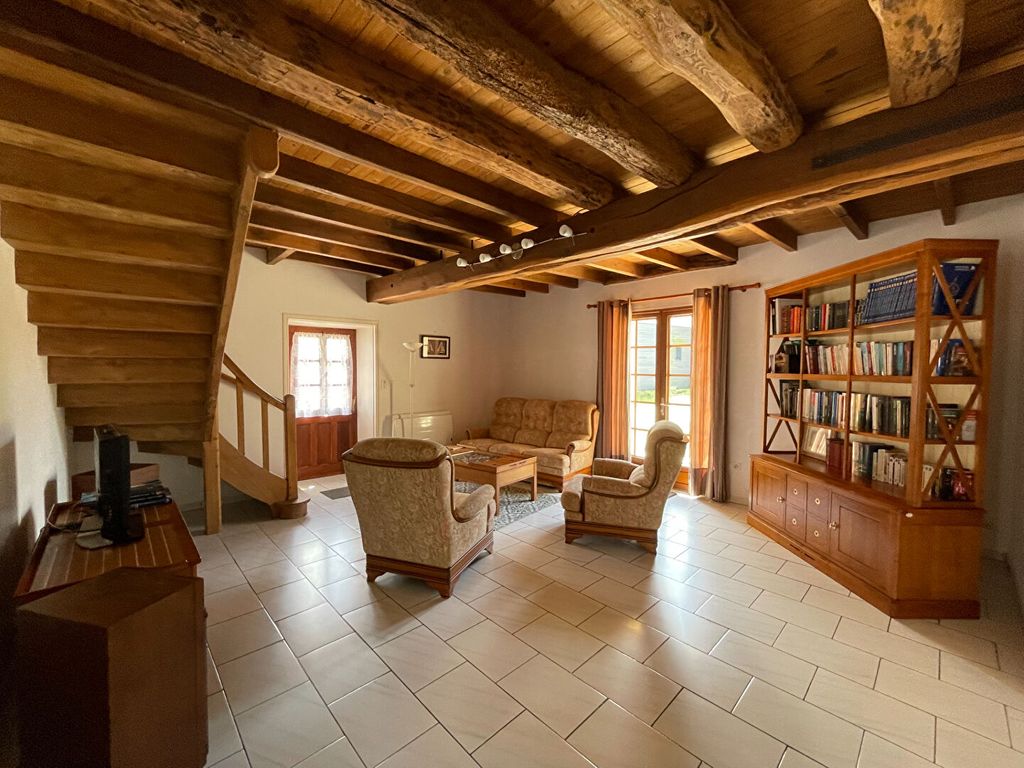 Achat maison à vendre 3 chambres 132 m² - Saint-Hilaire-la-Forêt