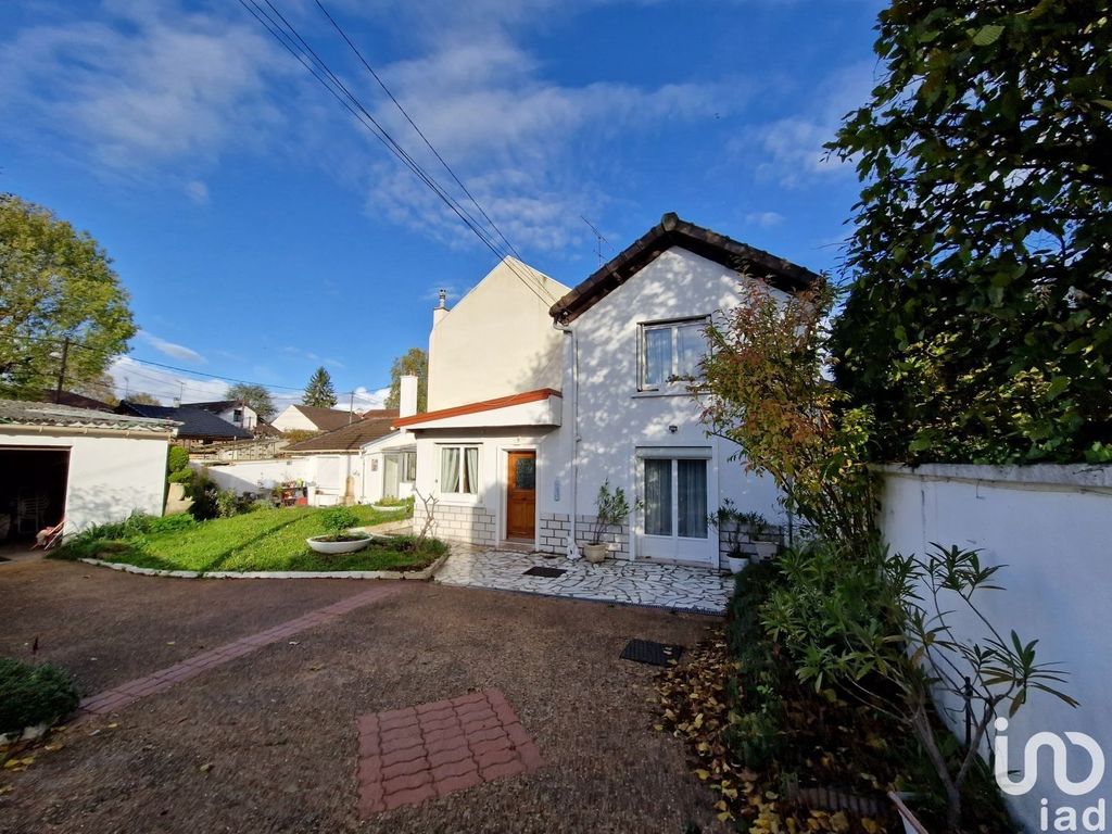 Achat maison à vendre 3 chambres 88 m² - Gournay-sur-Marne