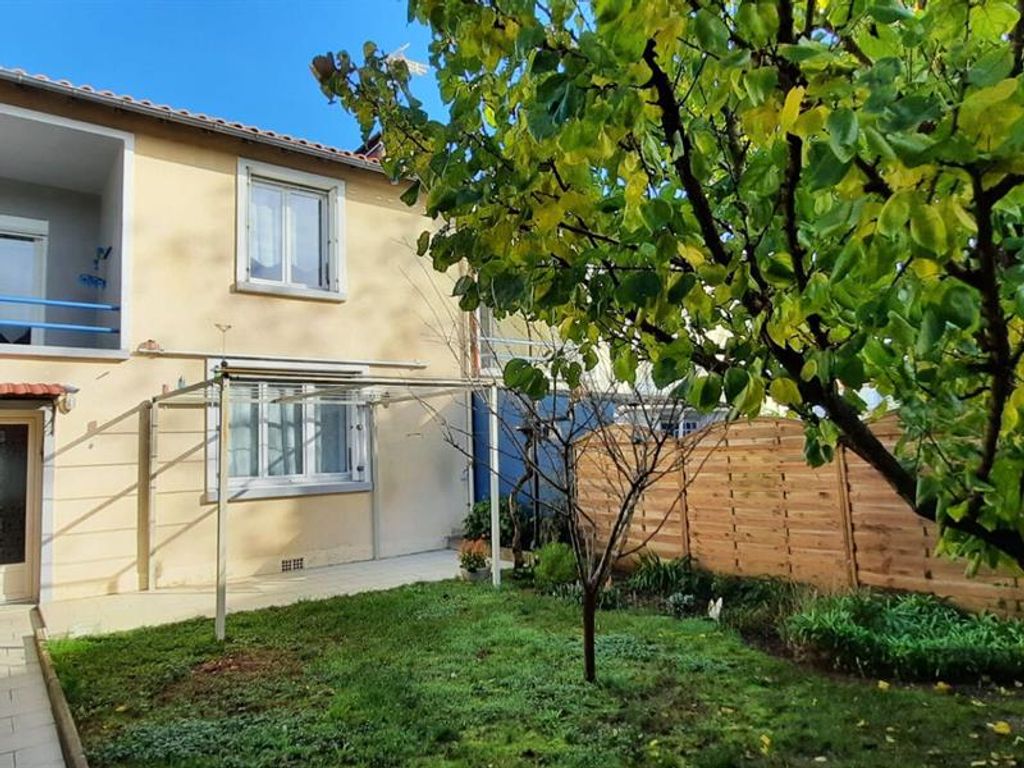 Achat maison à vendre 3 chambres 86 m² - Niort