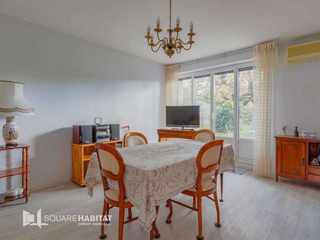 Achat maison à vendre 3 chambres 86 m² - Saint-Symphorien-d'Ozon