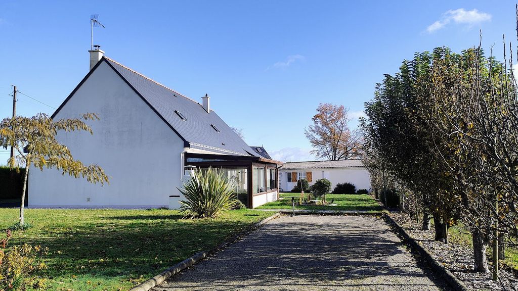 Achat maison à vendre 5 chambres 170 m² - Le Plessis-Grammoire