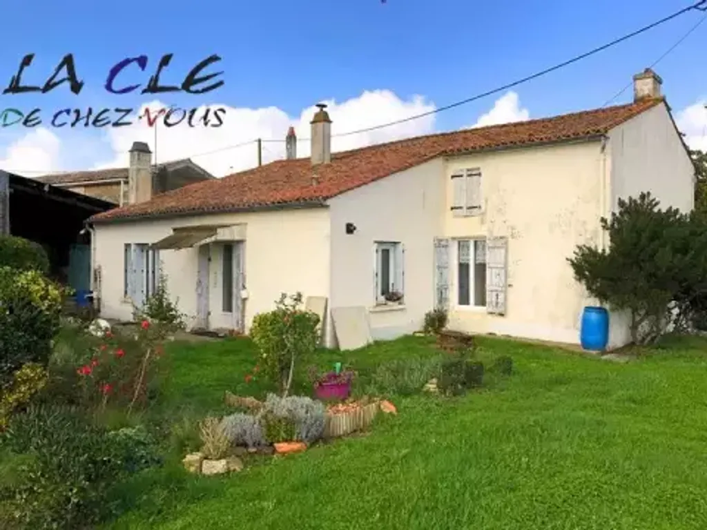 Achat maison à vendre 2 chambres 104 m² - Damvix