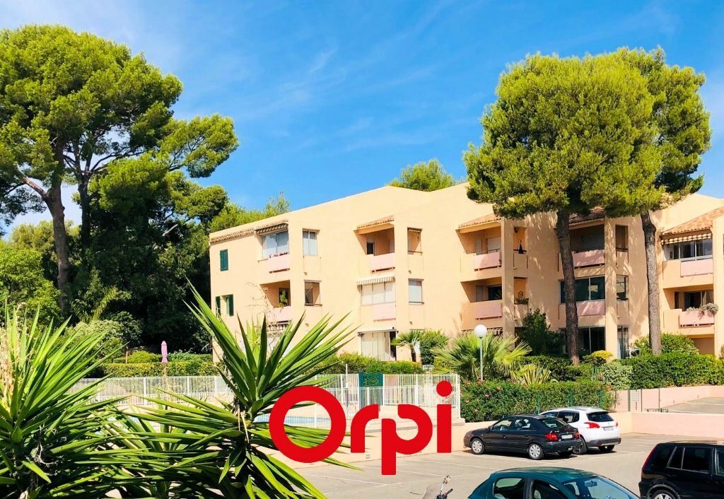 Achat appartement à vendre 2 pièces 24 m² - Bandol