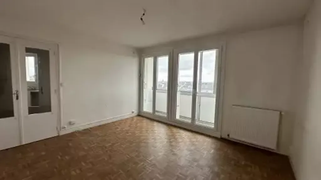 Achat appartement à vendre 2 pièces 43 m² - Orléans