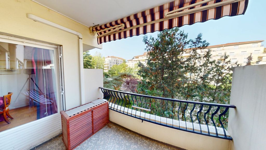 Achat appartement à vendre 4 pièces 85 m² - Lyon 4ème arrondissement