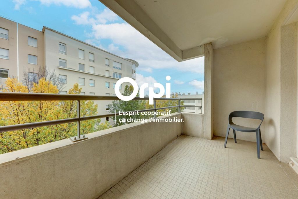 Achat appartement à vendre 3 pièces 71 m² - Villeurbanne