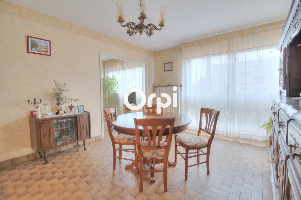 Achat appartement 4 pièce(s) Décines-Charpieu