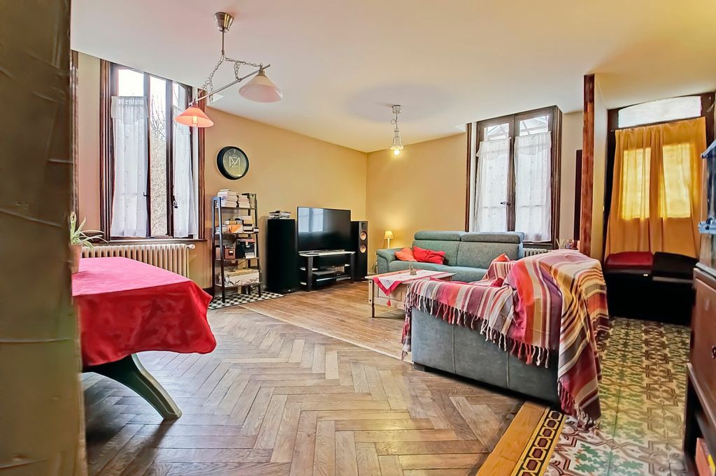 Achat appartement à vendre 2 pièces 47 m² - Bourgoin-Jallieu