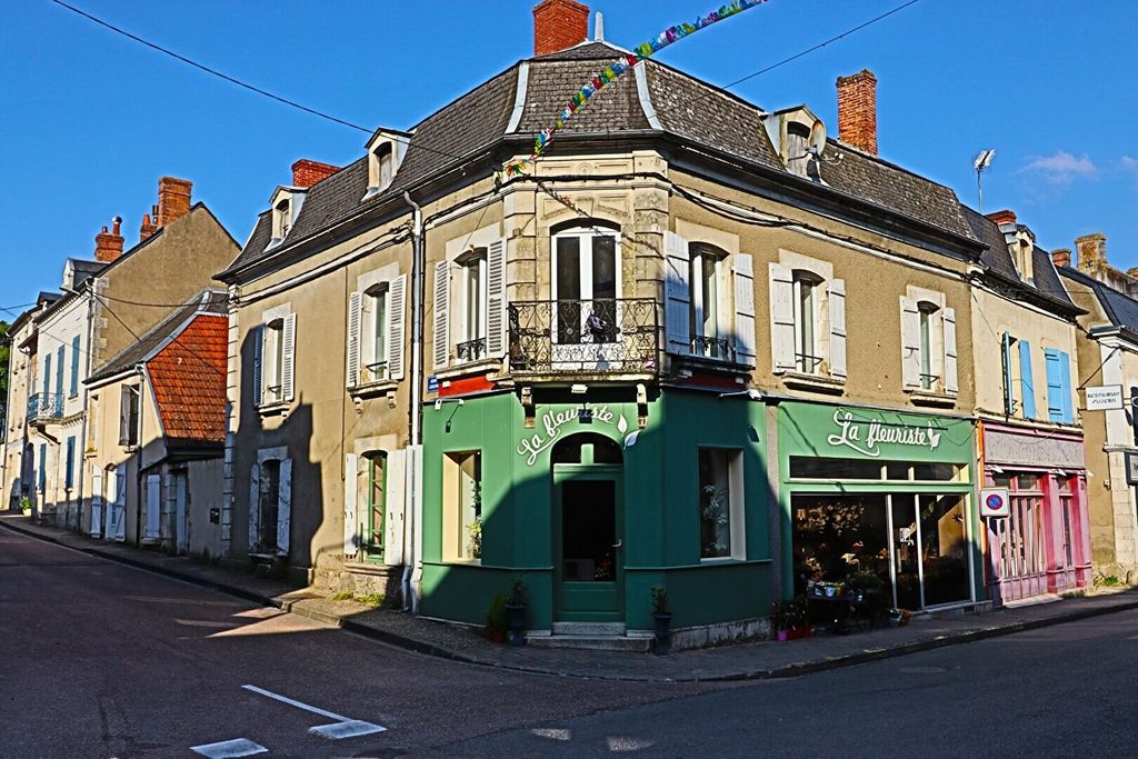 Achat maison à vendre 4 chambres 230 m² - Pouilly-sur-Loire