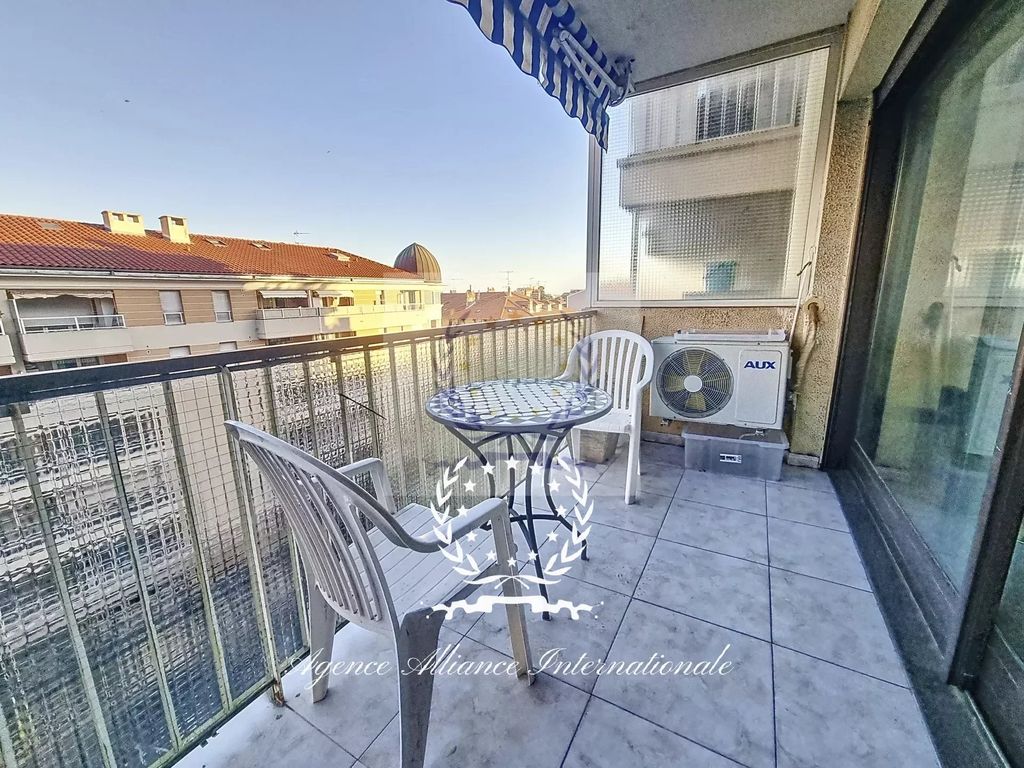 Achat appartement à vendre 3 pièces 89 m² - Cannes