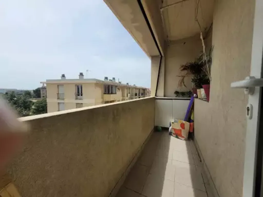 Achat appartement à vendre 3 pièces 53 m² - Marseille 10ème arrondissement