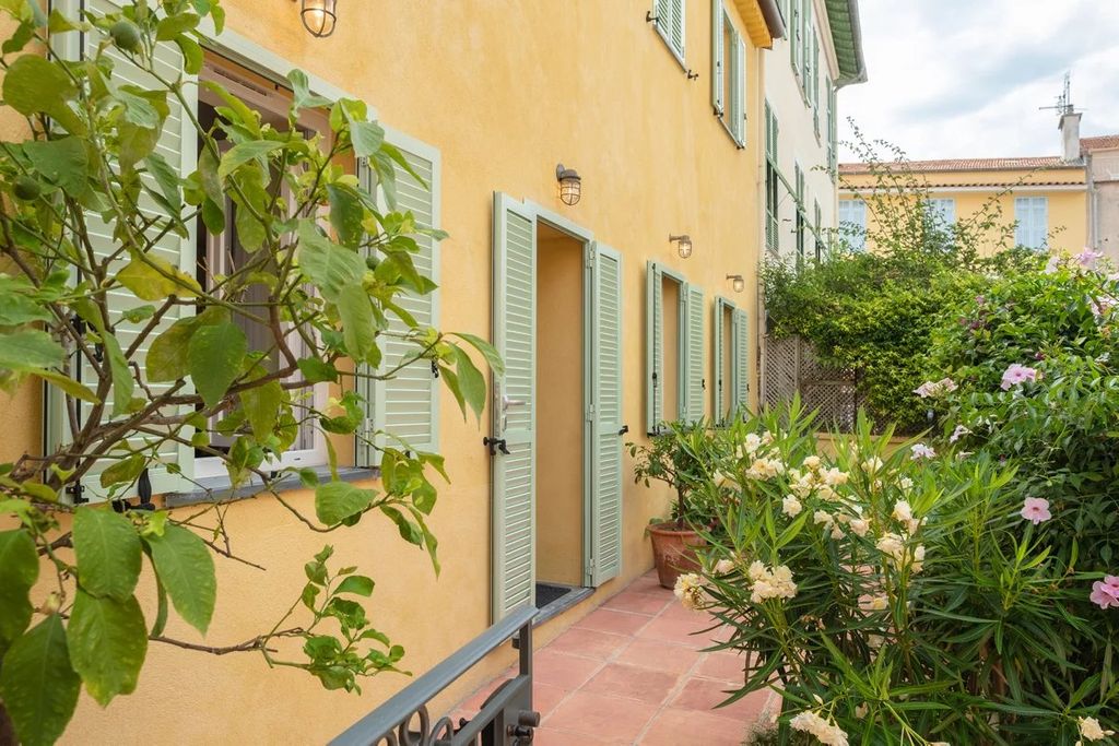 Achat appartement à vendre 3 pièces 60 m² - Saint-Jean-Cap-Ferrat