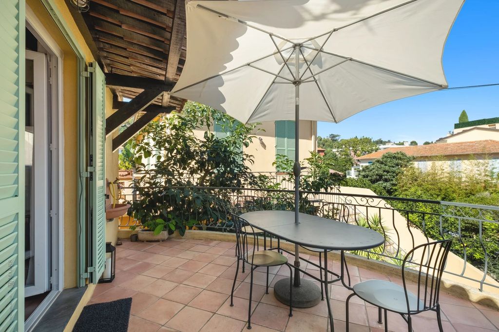 Achat appartement à vendre 3 pièces 60 m² - Saint-Jean-Cap-Ferrat