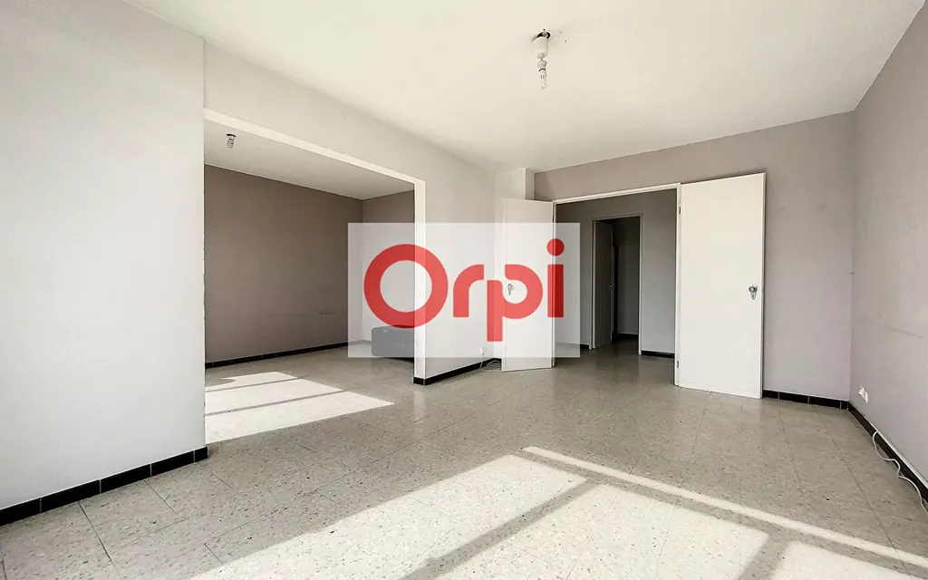 Achat appartement à vendre 2 pièces 71 m² - Pertuis