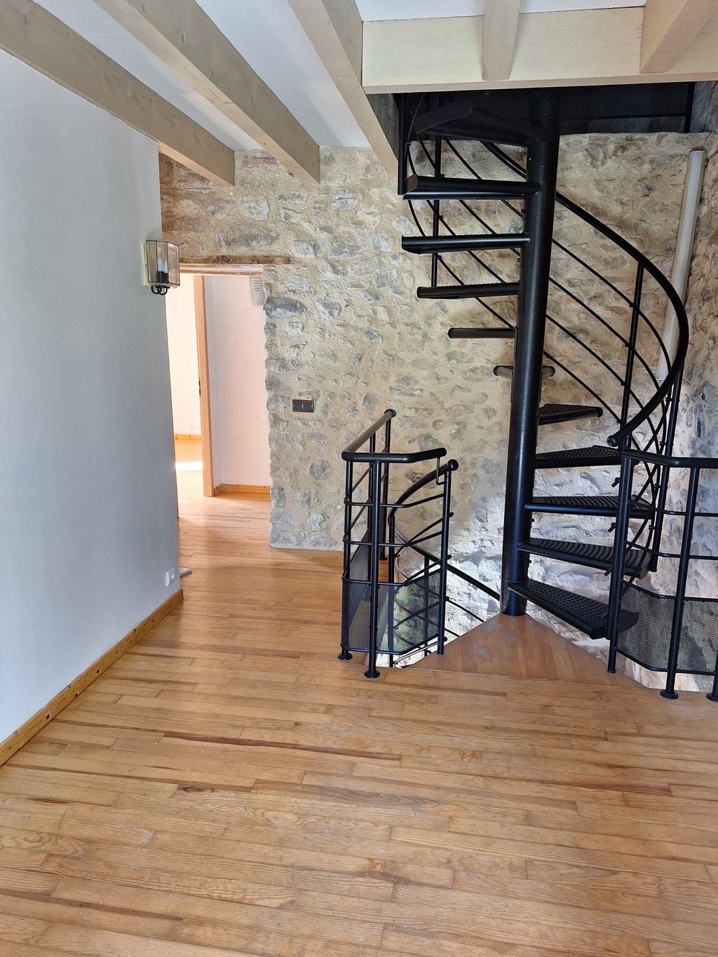 Achat maison à vendre 2 chambres 125 m² - Boffres