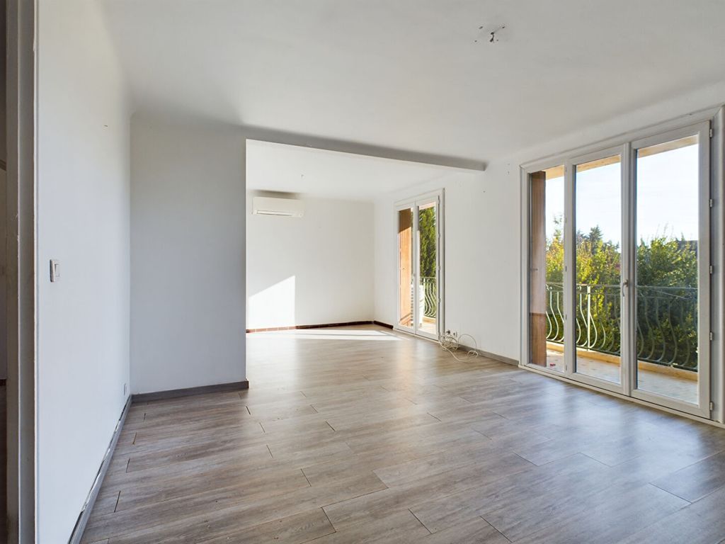 Achat appartement à vendre 5 pièces 96 m² - Avignon