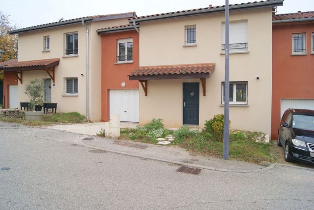 Achat maison à vendre 4 chambres 110 m² - Bourgoin-Jallieu