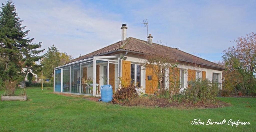 Achat maison à vendre 3 chambres 99 m² - Savigny-Lévescault