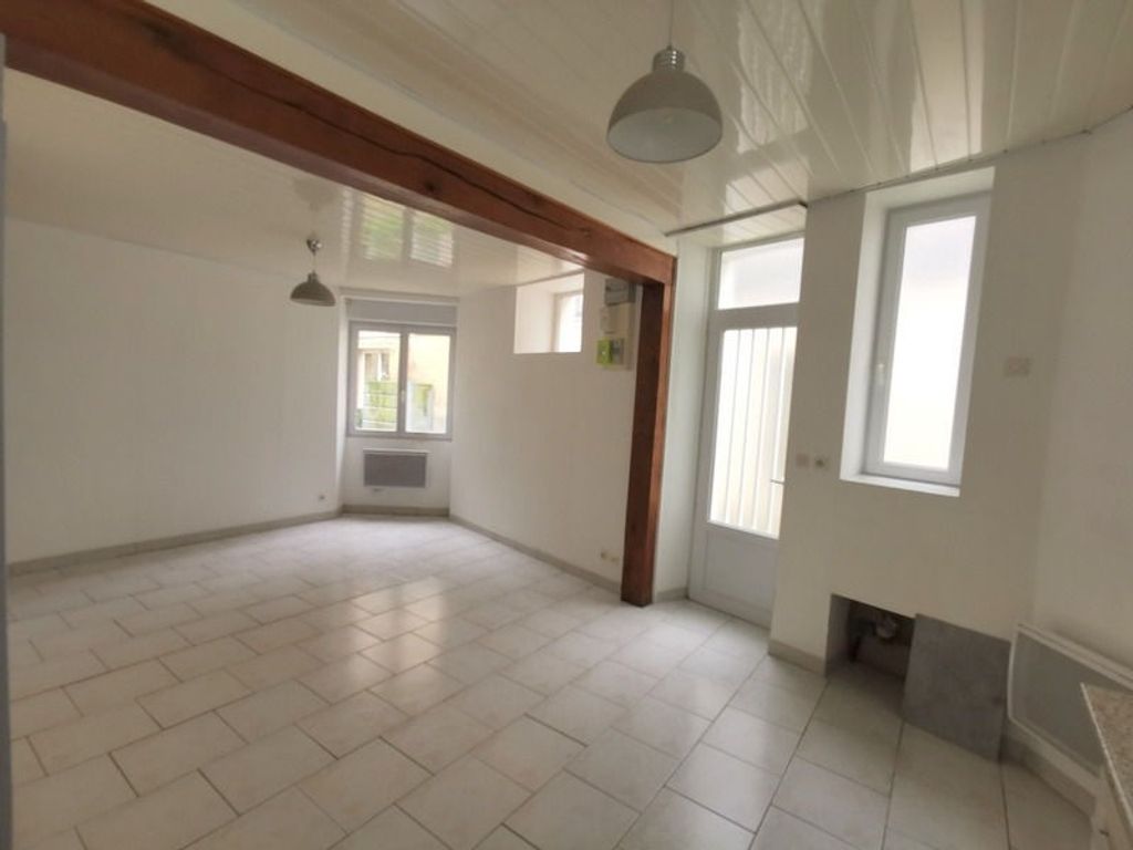 Achat maison à vendre 1 chambre 44 m² - Bessé-sur-Braye